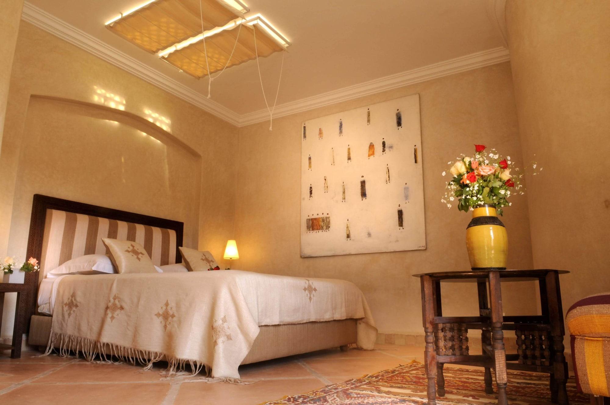 Riad Les Hibiscus Marrakesh Exterior photo