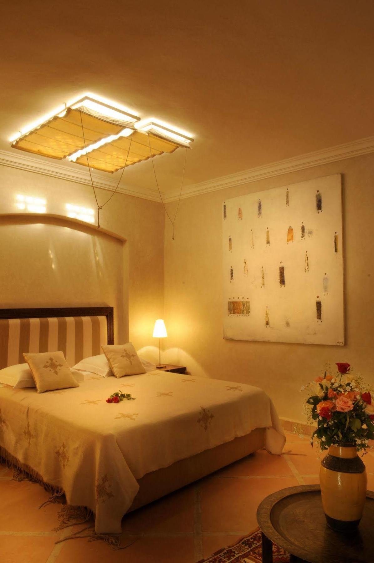 Riad Les Hibiscus Marrakesh Room photo
