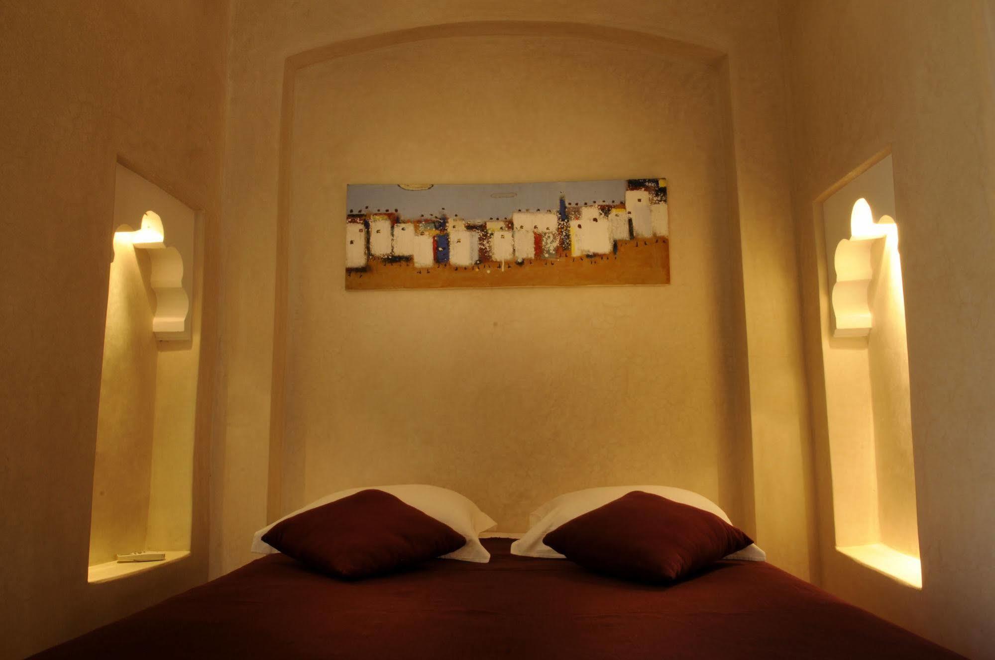 Riad Les Hibiscus Marrakesh Exterior photo