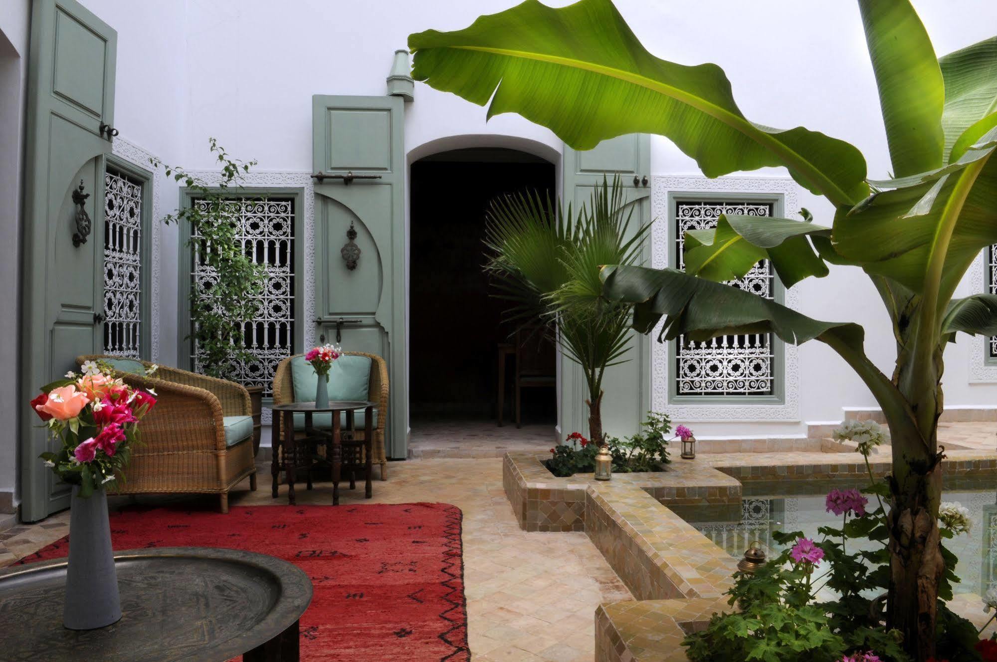 Riad Les Hibiscus Marrakesh Exterior photo